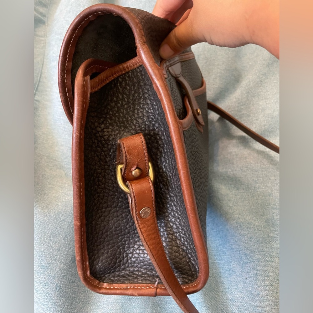 Dooney and Bourke Essex Black/Brown Leather Crossbody Shoulder Bag Purse - Picture 7 of 14